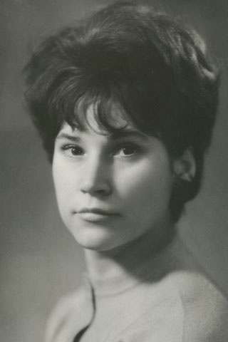 Karin Karm