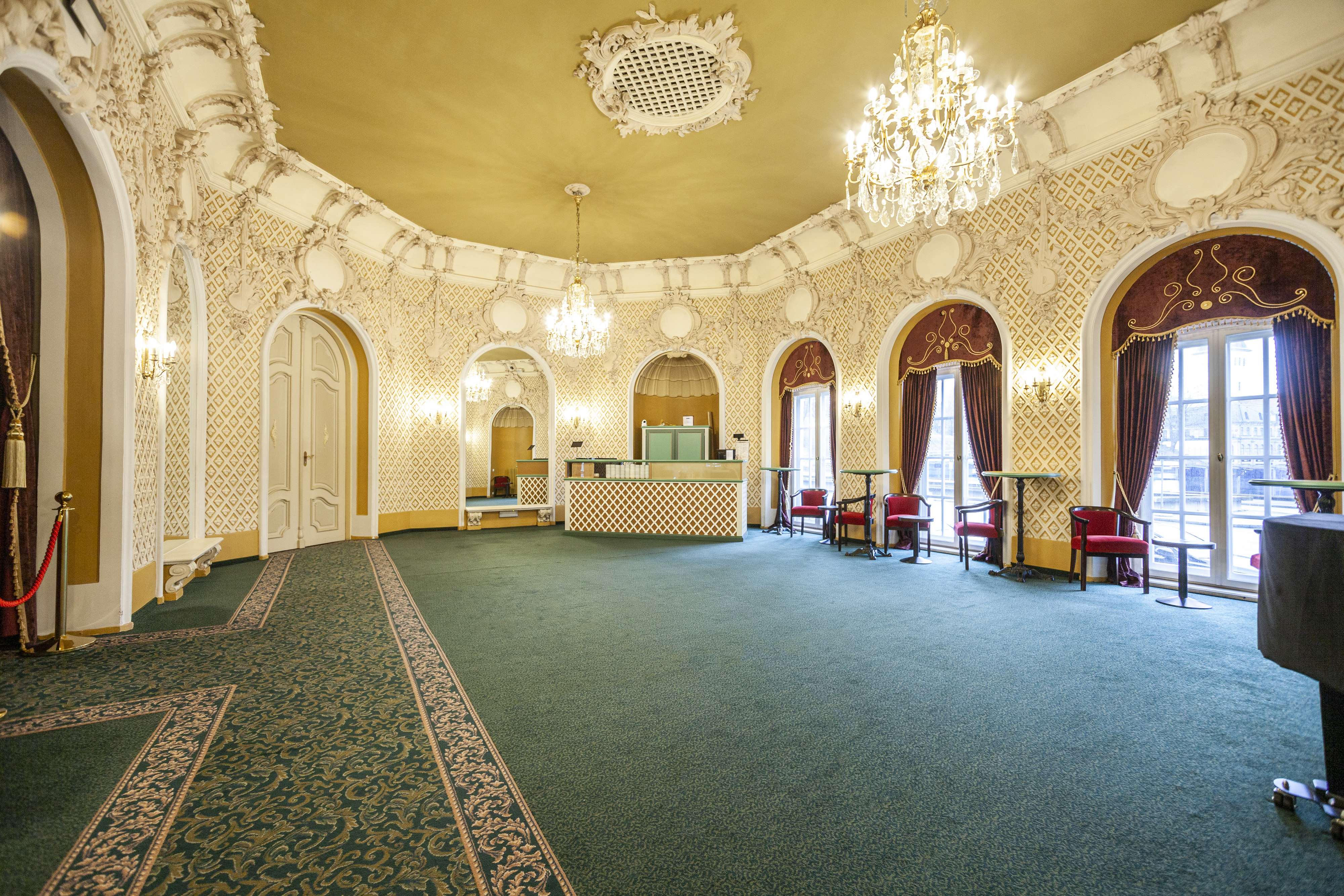 Peegelsaal