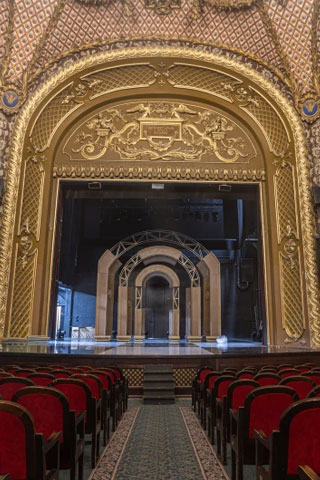 Südalinna Teater